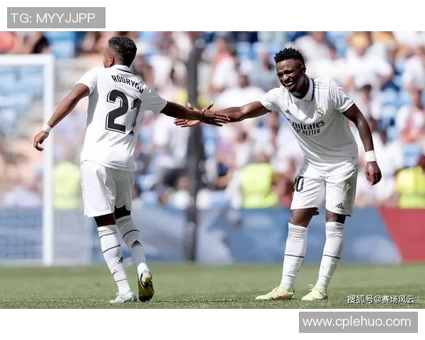 天下足球十大小球星盘点：新一代足球天才引领未来赛场风云